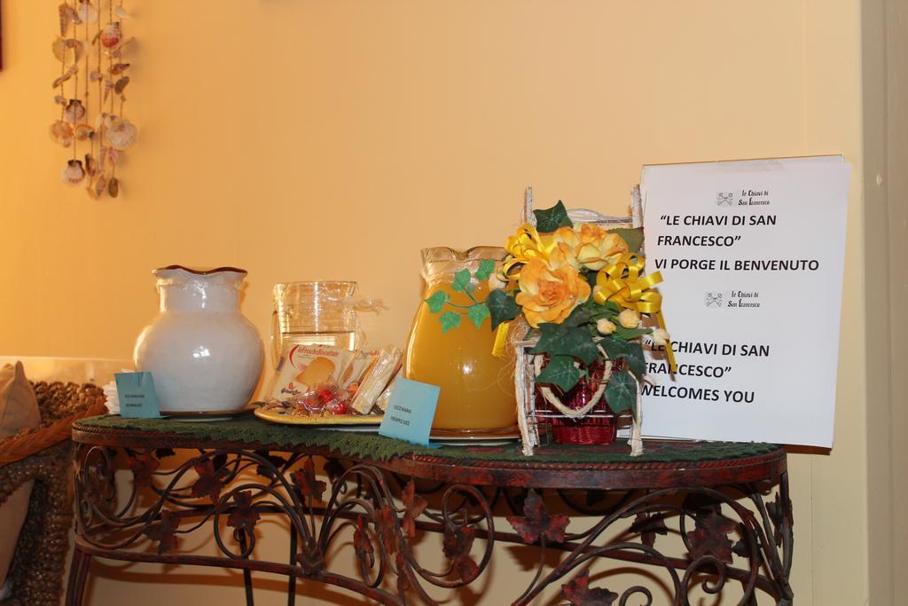 Hotel Residence Le Chiavi Di San Francesco Trapani Dış mekan fotoğraf