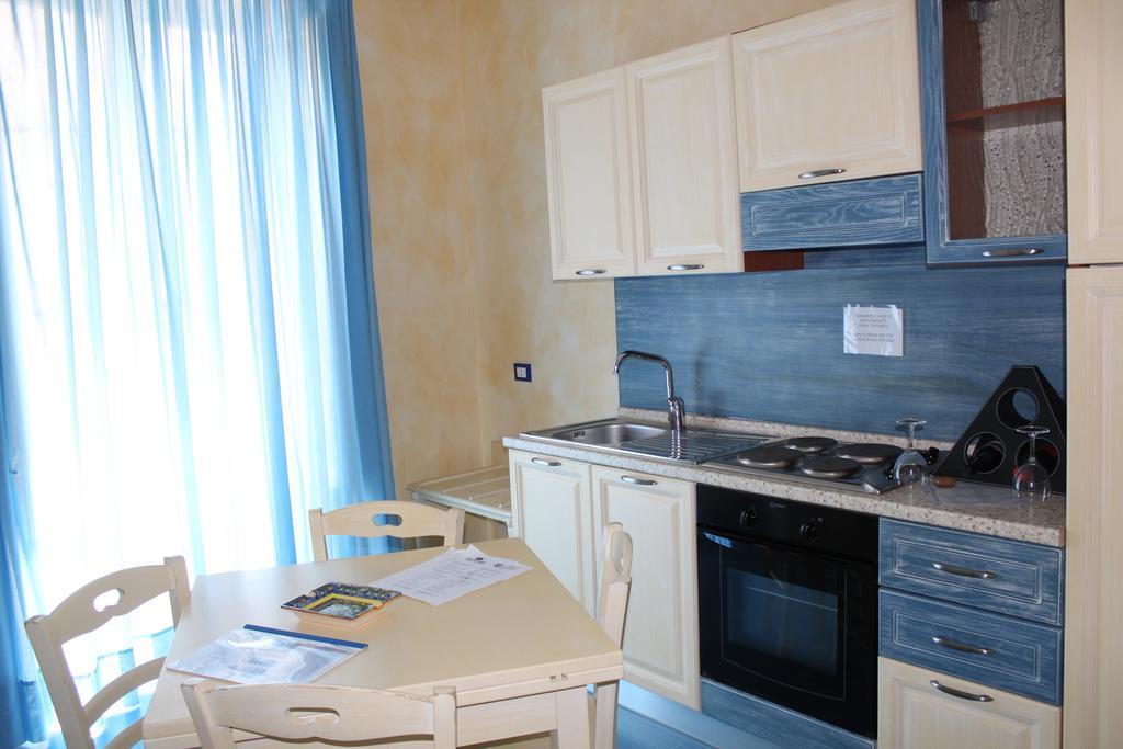 Hotel Residence Le Chiavi Di San Francesco Trapani Oda fotoğraf