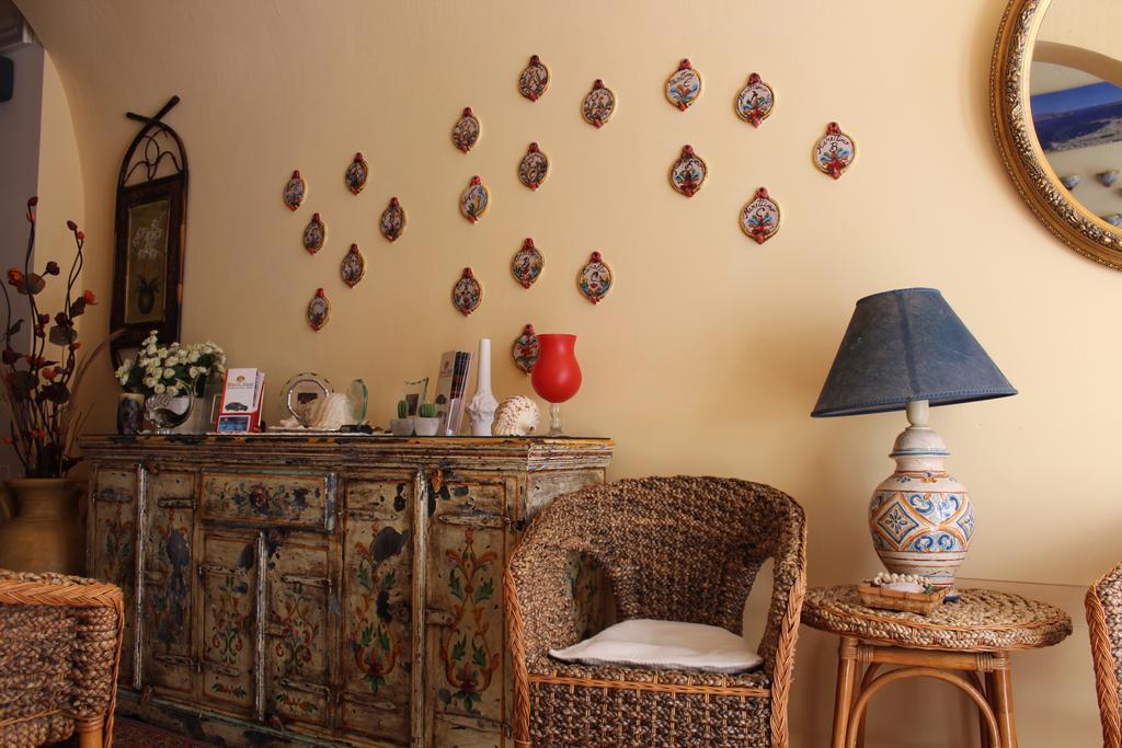 Hotel Residence Le Chiavi Di San Francesco Trapani Dış mekan fotoğraf